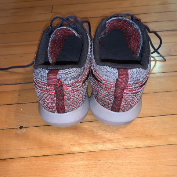 🔥 Men’s NIKE ROSHE Shoes🔥 - Picture 2 of 6